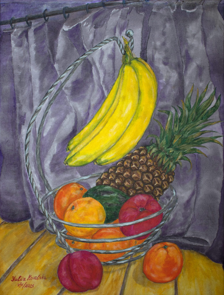 Fruity inspiration. Tropical fruit basket